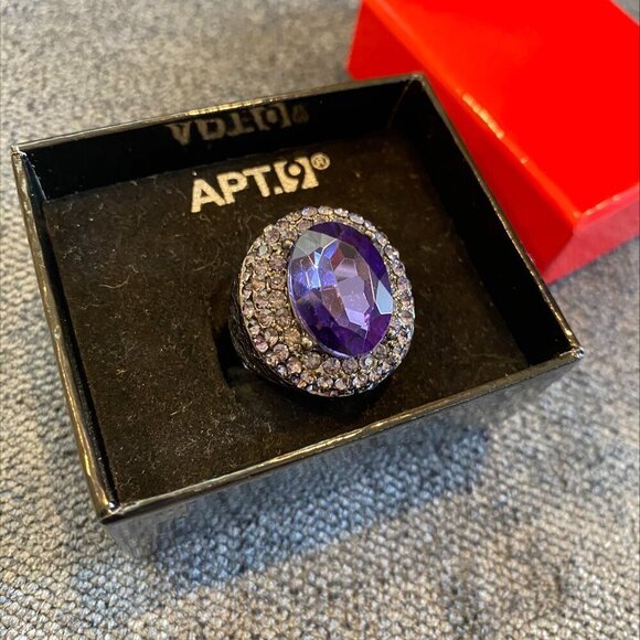 NWT NEW Stunning Purple Gem Fashion Ring from Apt. 9 - Picture 2 of 4